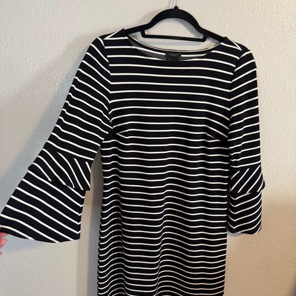 Ann Taylor Dresses & Skirts - Ann Taylor Black and White Striped Shift Dress Size XS